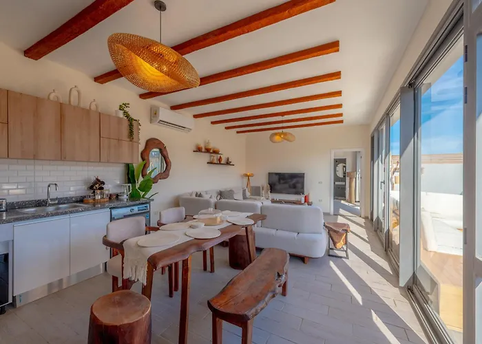 Elegant 2-bedroom With Private Heated Pool
